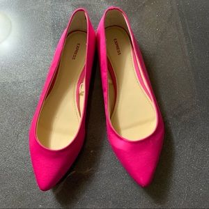 New (w/o tags) Pink Express Flats